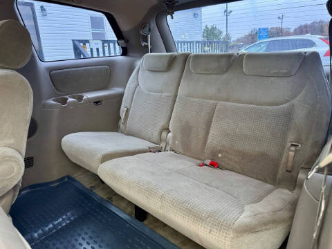 2008 Toyota Sienna CE 7-Passenger