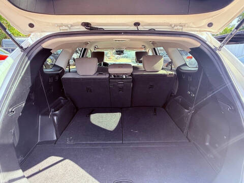 2017 Hyundai Santa Fe SE