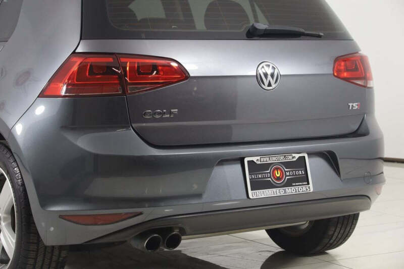 2017 Volkswagen Golf TSI Wolfsburg Edition