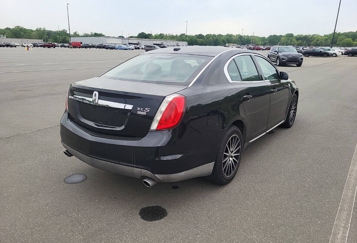 2009 Lincoln MKS for sale at Ride Easy Auto LLC in China Grove, NC