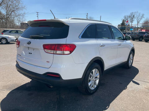 2017 Kia Sorento L
