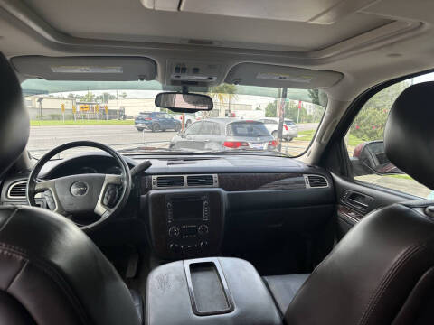 2011 GMC Yukon Denali