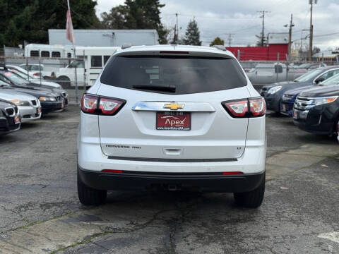 2017 Chevrolet Traverse LT
