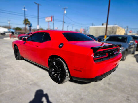 2017 Dodge Challenger SXT