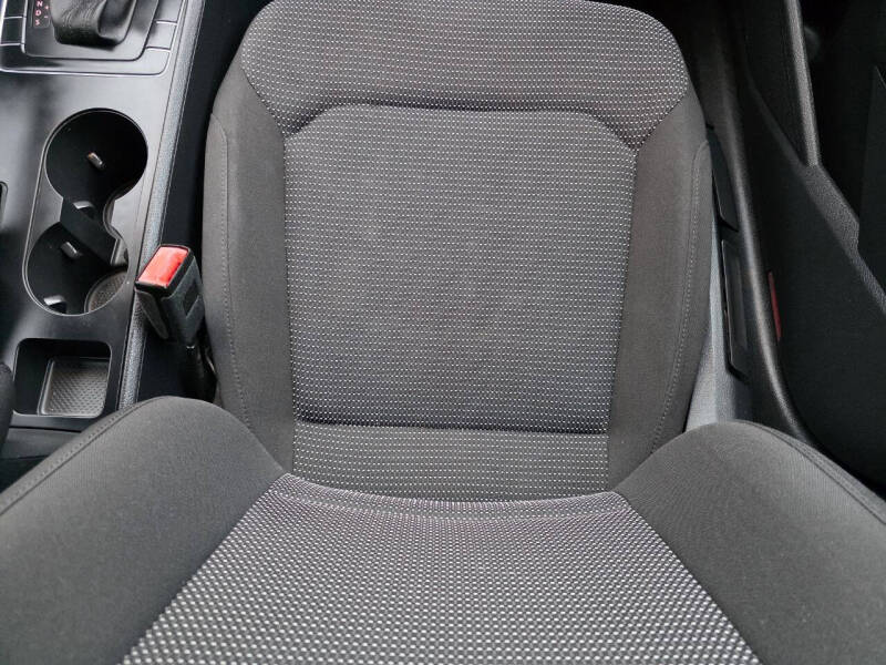 2016 Volkswagen Passat 1.8T S