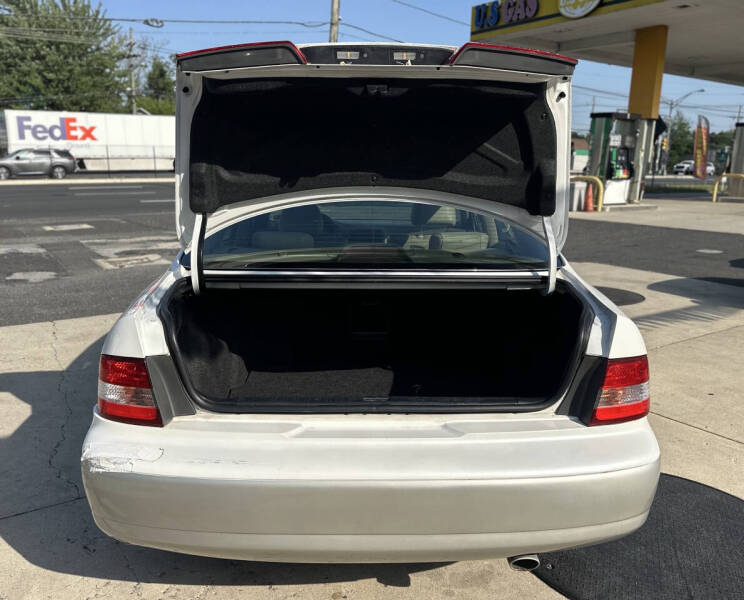 2000 Lexus ES 300