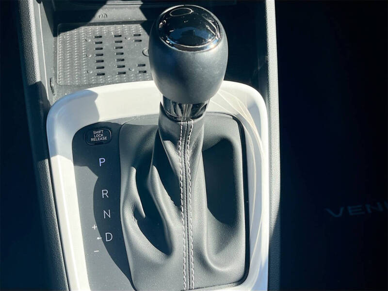 2024 Hyundai Venue Limited