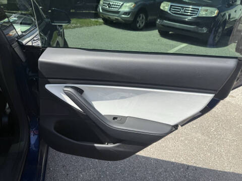 2019 Tesla Model 3 Standard Range Plus