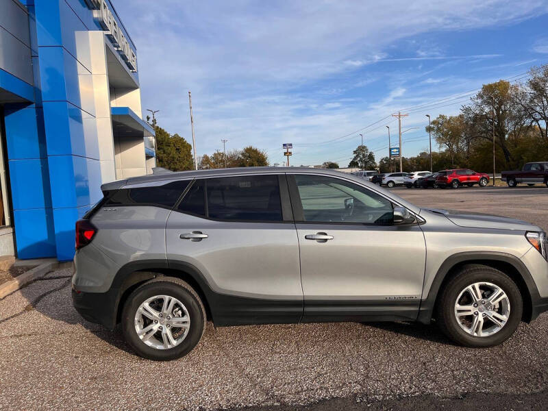 2024 GMC Terrain SLE