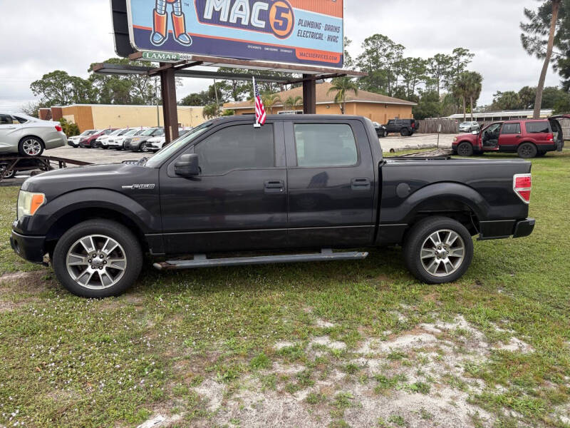 Ford F-150's photo