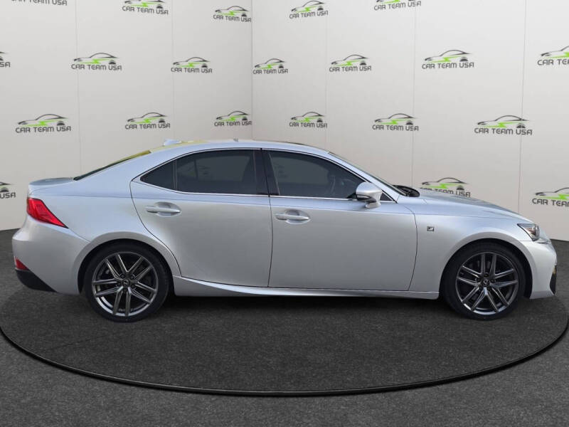 2019 Lexus IS 300
