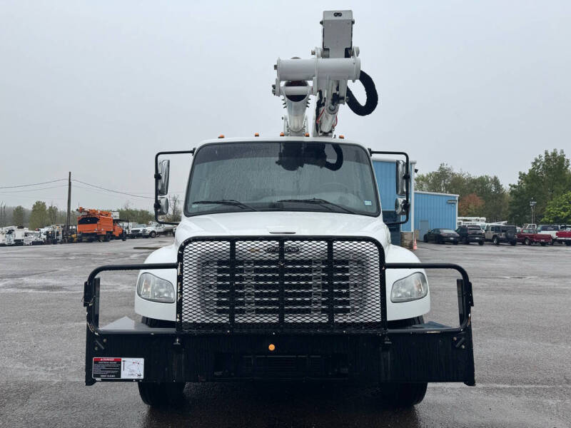 2018 Freightliner M2 106