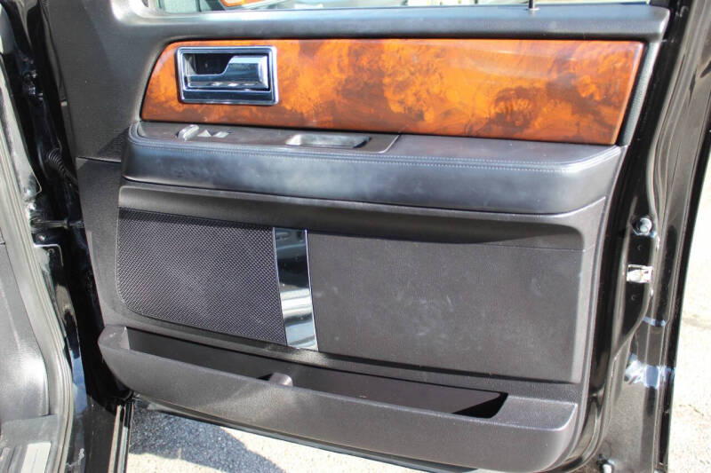 2017 Lincoln Navigator Select