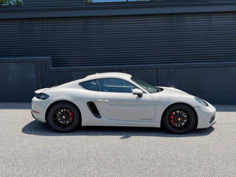 2024 Porsche 718 Cayman GTS 4.0