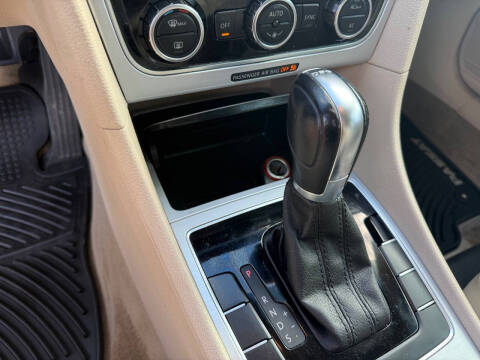 2012 Volkswagen Passat TDI SE