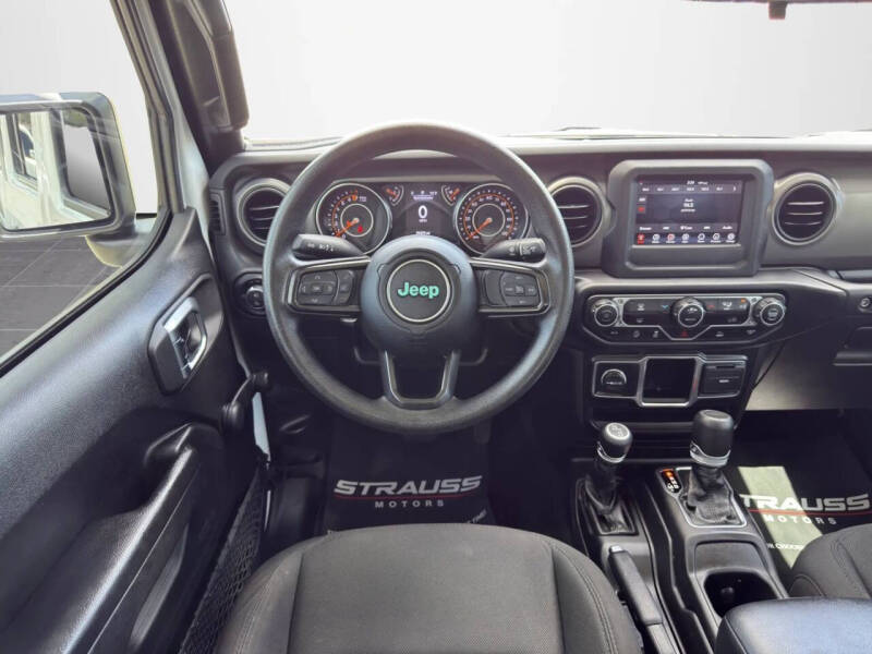 2023 Jeep Gladiator