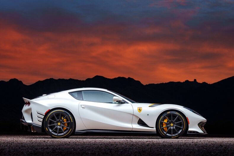 2022 Ferrari 812 Competizione