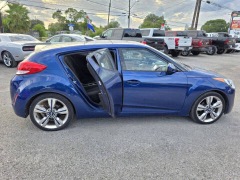 2017 Hyundai Veloster