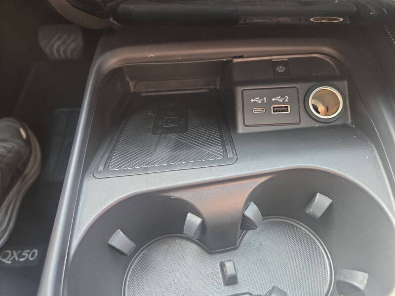 2025 Infiniti QX50 Luxe