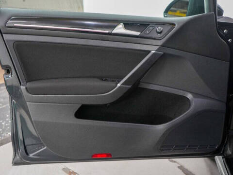 2017 Volkswagen Golf GTI S