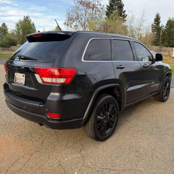 2013 Jeep Grand Cherokee Laredo