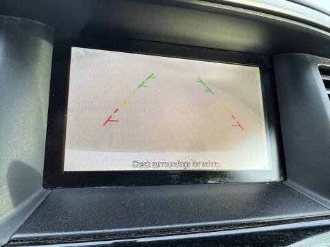 2015 Nissan Pathfinder SV