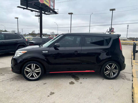 2015 Kia Soul +