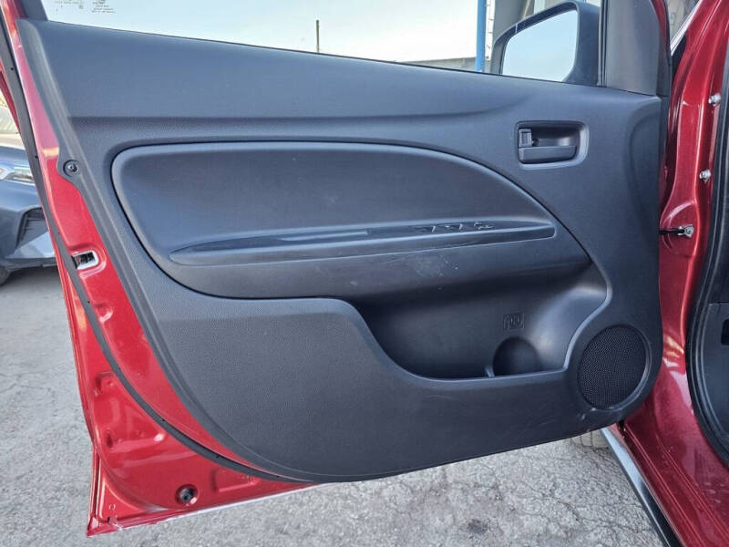 2024 Mitsubishi Mirage ES