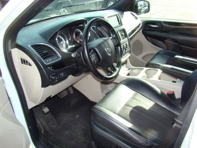2020 Dodge Grand Caravan SXT