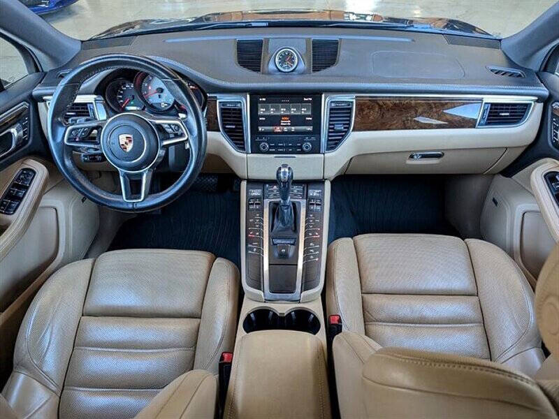 2017 Porsche Macan S