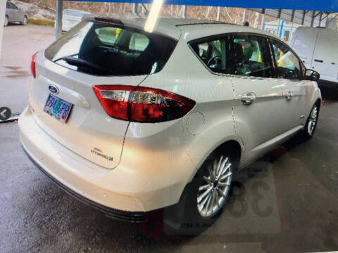 2013 Ford C-MAX Hybrid for sale at M AND S CAR SALES LLC in Independence OR