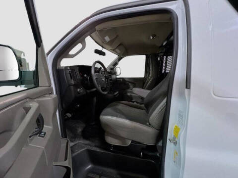 2024 Chevrolet Express 2500