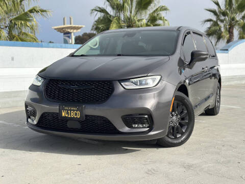 2022 Chrysler Pacifica Hybrid Touring L