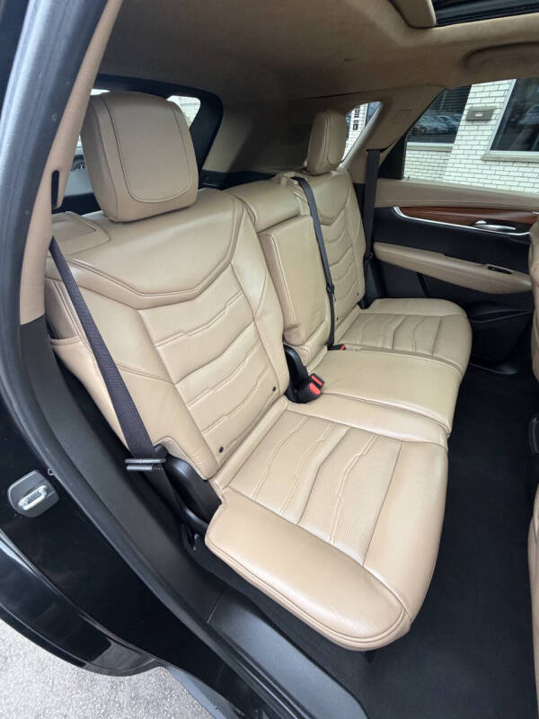 2017 Cadillac XT5 Platinum