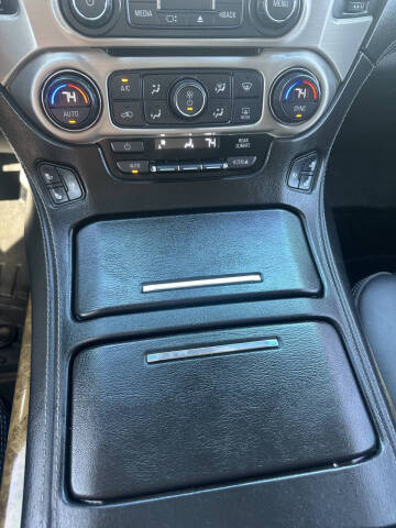 2017 GMC Yukon XL Denali