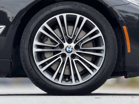 2018 BMW 5 Series 540i