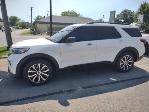 2020 Ford Explorer for sale at Dave's Car Corner in Hartford City IN