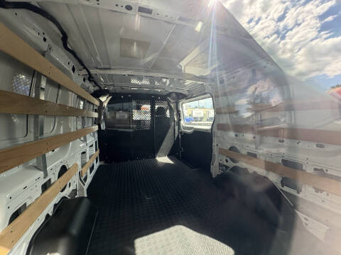 2024 Ford Transit 250