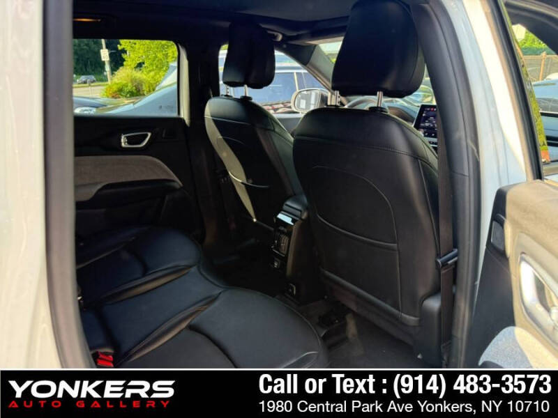 2023 Jeep Compass Latitude Lux