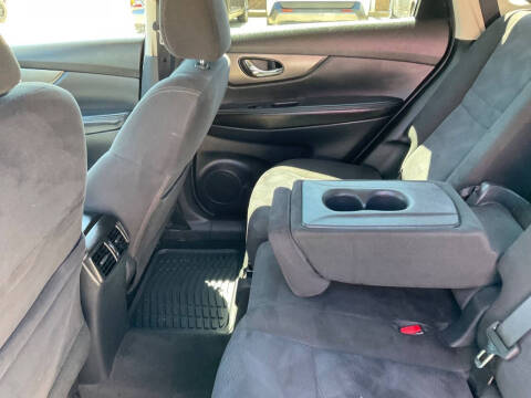 2015 Nissan Rogue SV