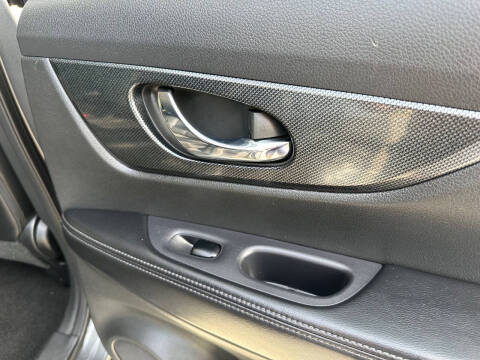 2014 Nissan Rogue SL