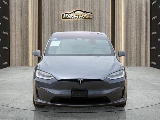 2023 Tesla Model X Standard Range