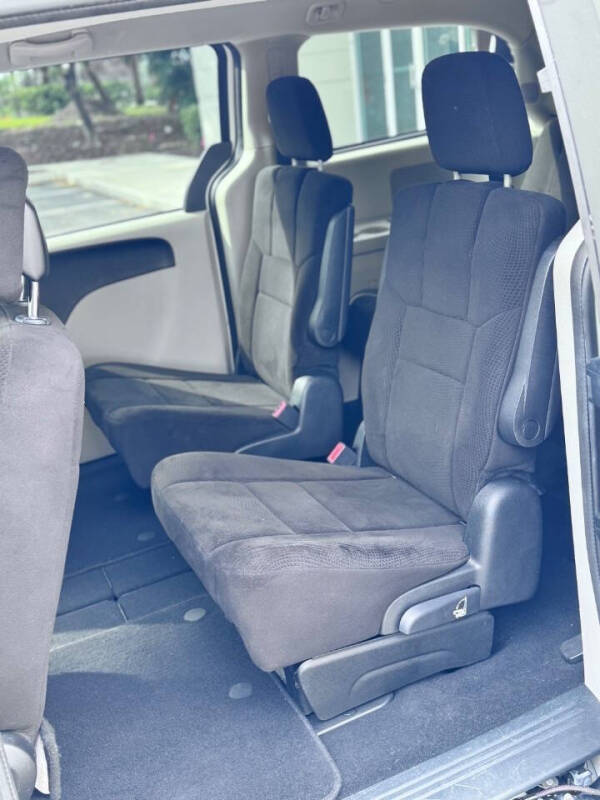 2013 Dodge Grand Caravan SE