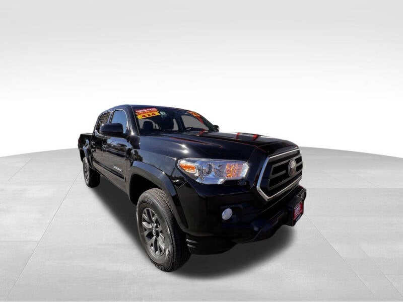 2023 Toyota Tacoma SR5 photo 3