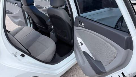 2014 Hyundai Accent GS