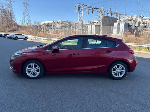 2017 Chevrolet Cruze LT Auto