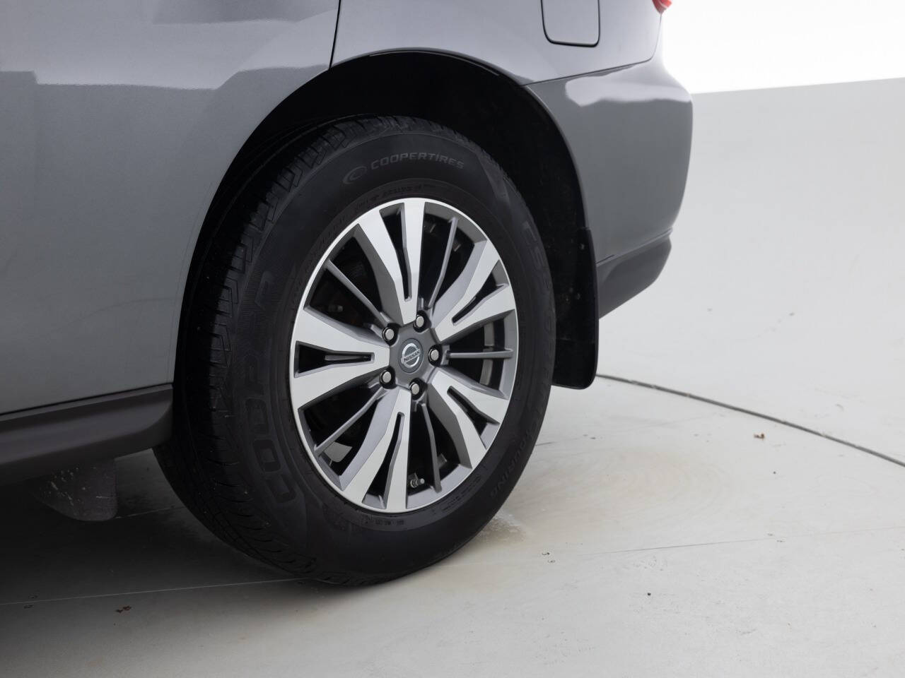 Used Car 2018 Nissan Pathfinder  S 4x4 4dr Suv For Sale Under $15,000 In Coal City, Illinois