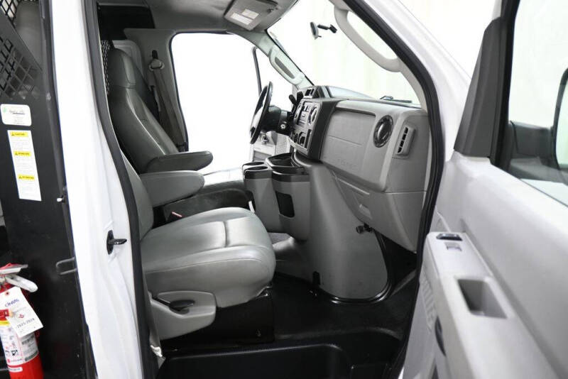2014 Ford E-Series E-150
