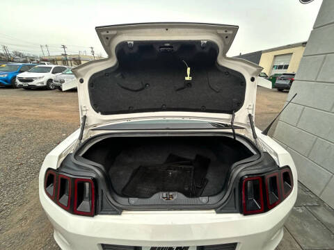 2013 Ford Mustang V6 Premium