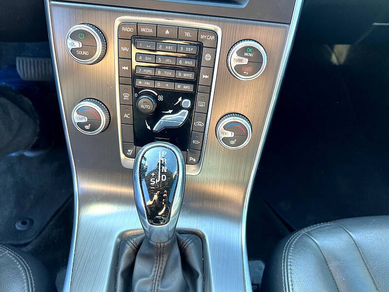 2016 Volvo V60 T5 Drive-E Premier